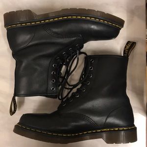 Original Dr. Martens! ✨